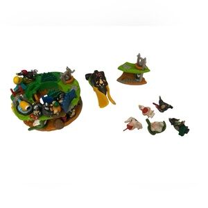 KINDER SURPRISE Set: Mission Mole 3D Puzzle Gartenland